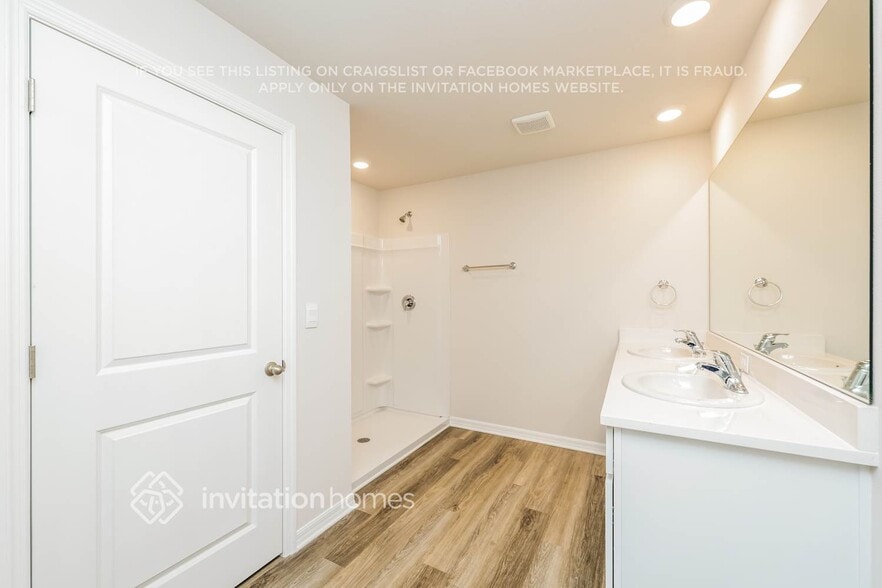 Building Photo - 10873 Gentle Current Wy