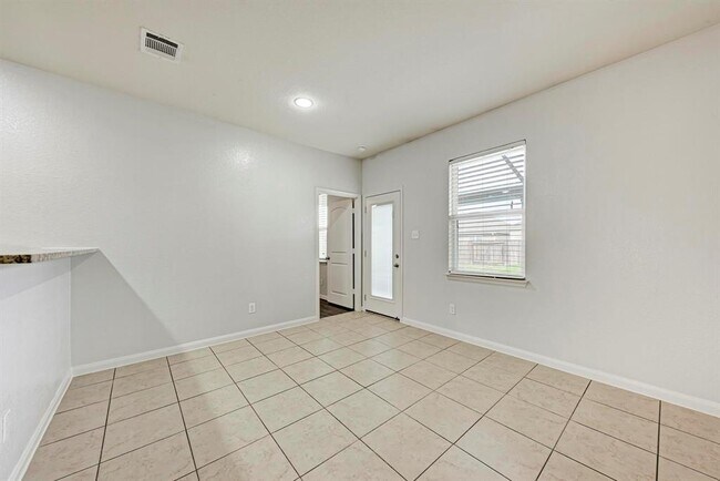 Building Photo - 13812 Nelson Houser St