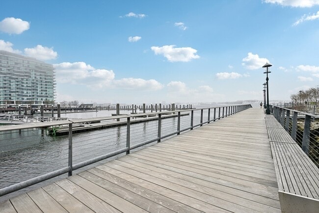 Building Photo - 150 Seaport Blvd