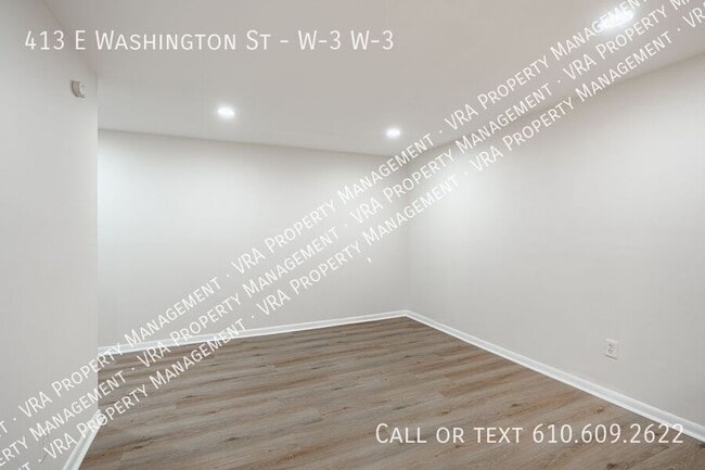 Building Photo - 413 E Washington St