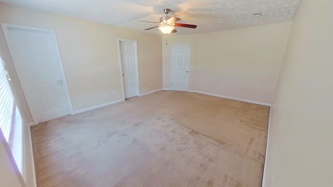 Building Photo - 71 Abigail Way