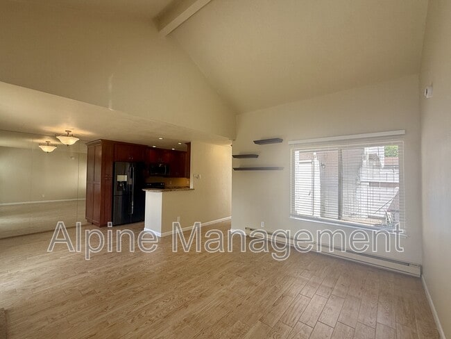 Building Photo - 2657 Kentworth Way