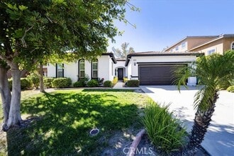 Building Photo - 38729 Clearbrook Dr