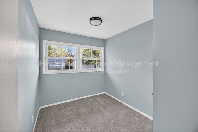 Building Photo - 408 Crawford Rd