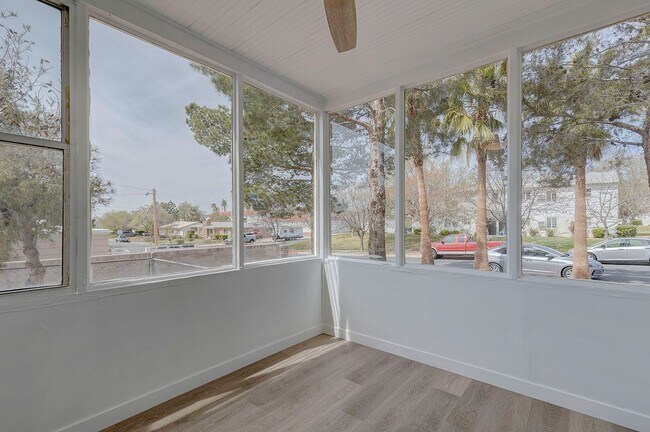 Building Photo - 619 A Ave