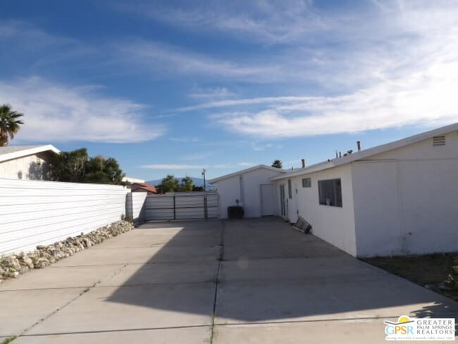 Building Photo - 65798 5th St