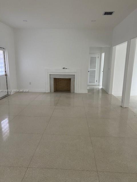 Building Photo - 1860 SW 4th Ave