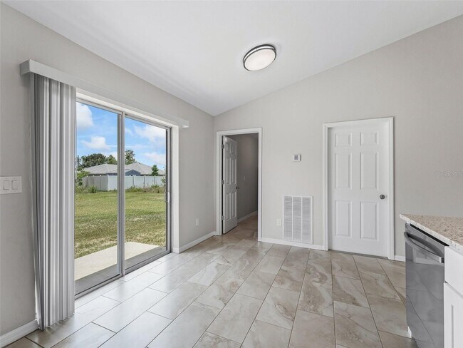 Building Photo - 27 Juniper Loop Terrace