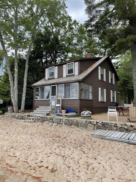 Building Photo - 65 Sebago Rd