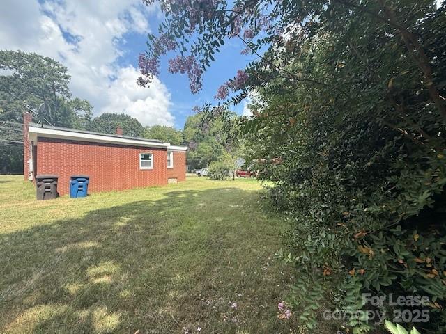 Building Photo - 419 Eastside Dr