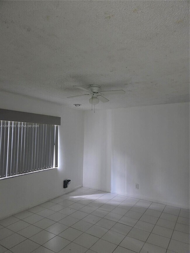 Building Photo - 3280 Spanish Moss Terrace