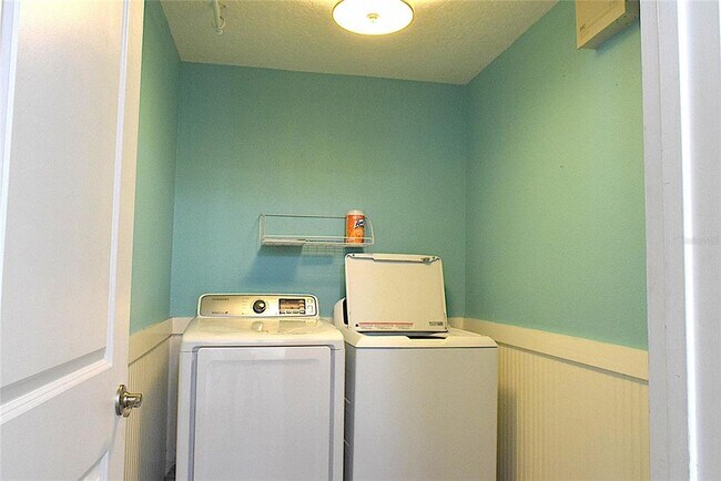 Building Photo - 2009 Branch Tree Ln