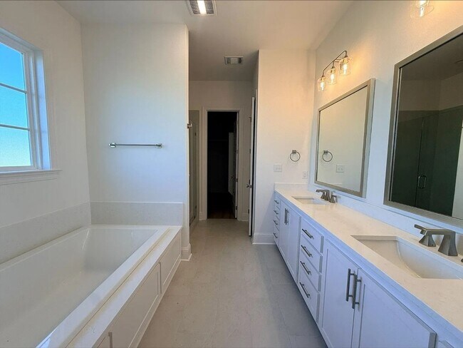 Building Photo - Luxury Living in Materra – The Fleur Plan by Level Homes | Move-In Ready May 2026