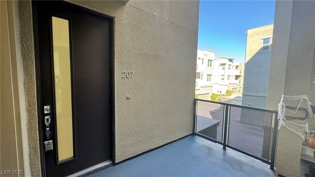 Building Photo - 11257 Rainbow Peak Ave