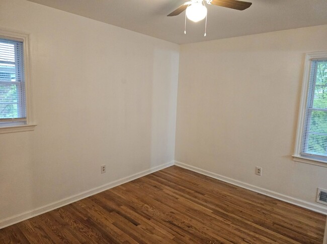 Building Photo - Morrow's Latest Renovated 3 Bedroom, 1.5 B...