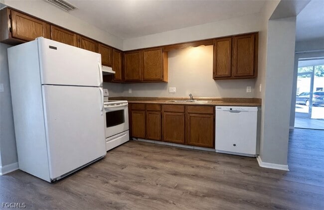 Building Photo - 1107 SE 46th Ln