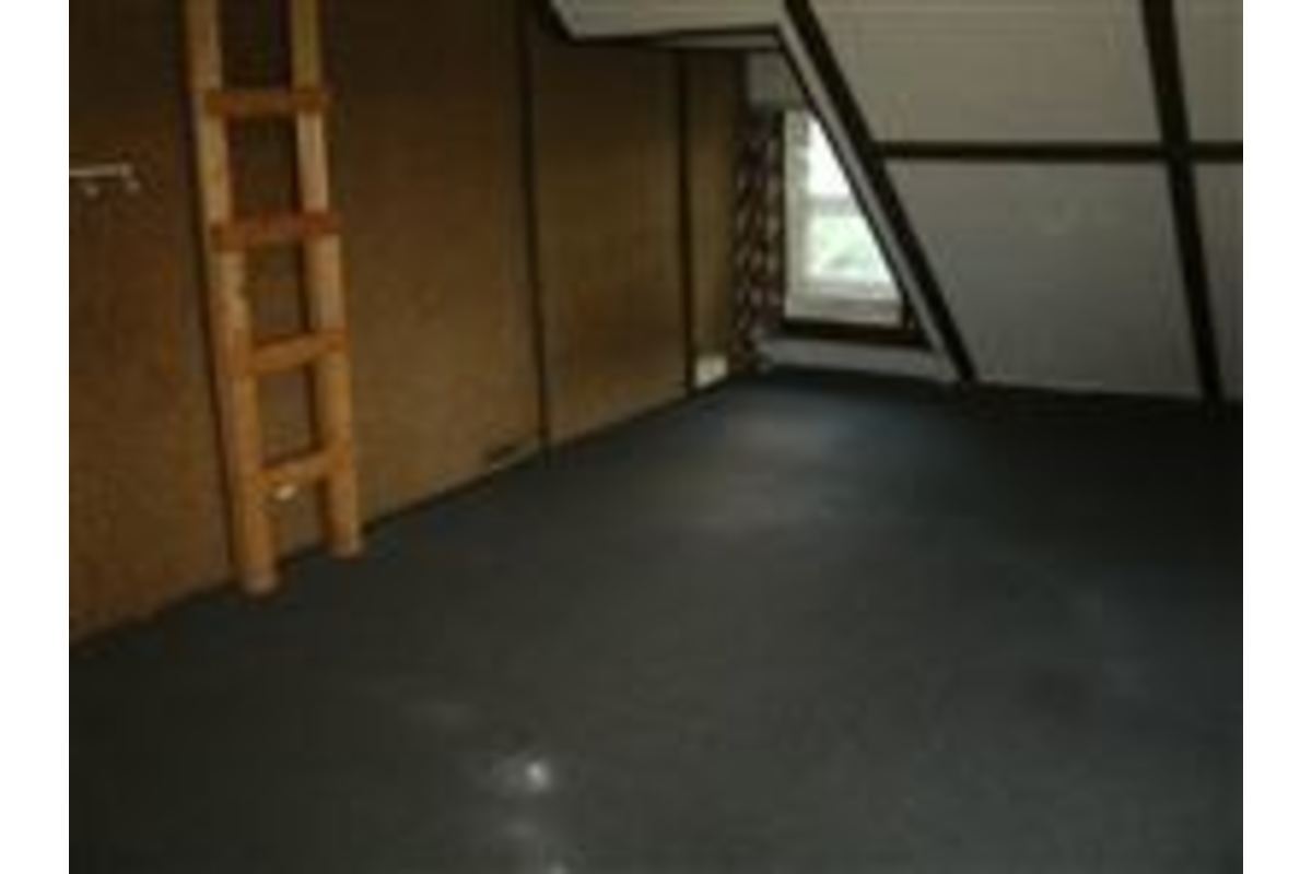 Building Photo - 221 N Ashley St