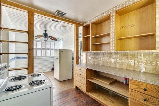 Building Photo - 2201 Virginia Dr