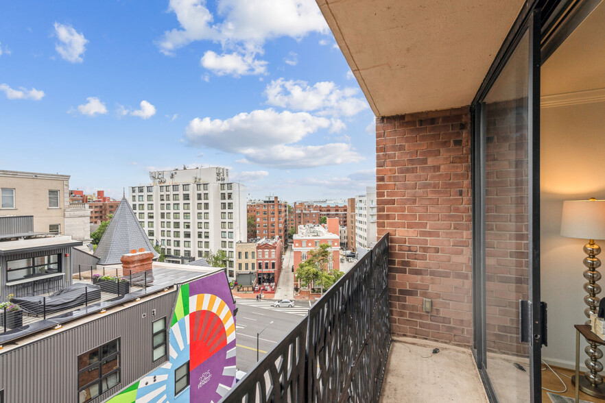 Building Photo - 2555 Pennsylvania Ave NW