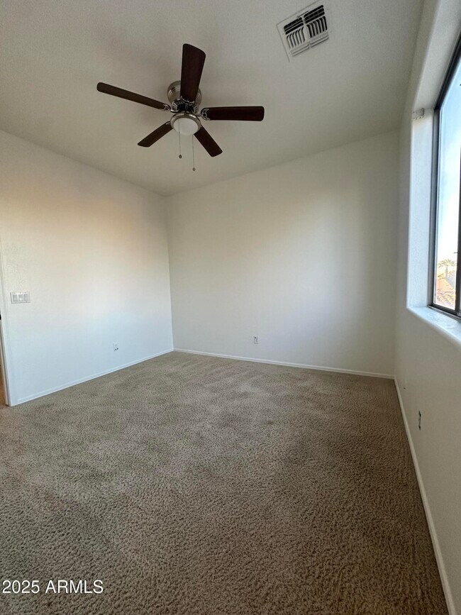 Building Photo - 4275 N 154th Dr