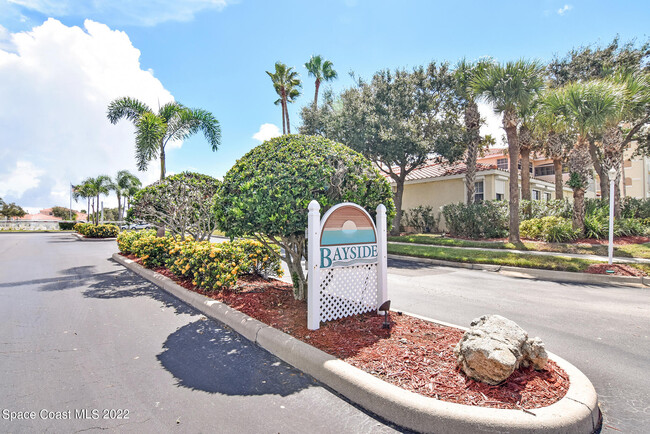 Building Photo - 732 Bayside Dr