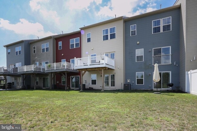 Building Photo - 304 Iannelli Rd