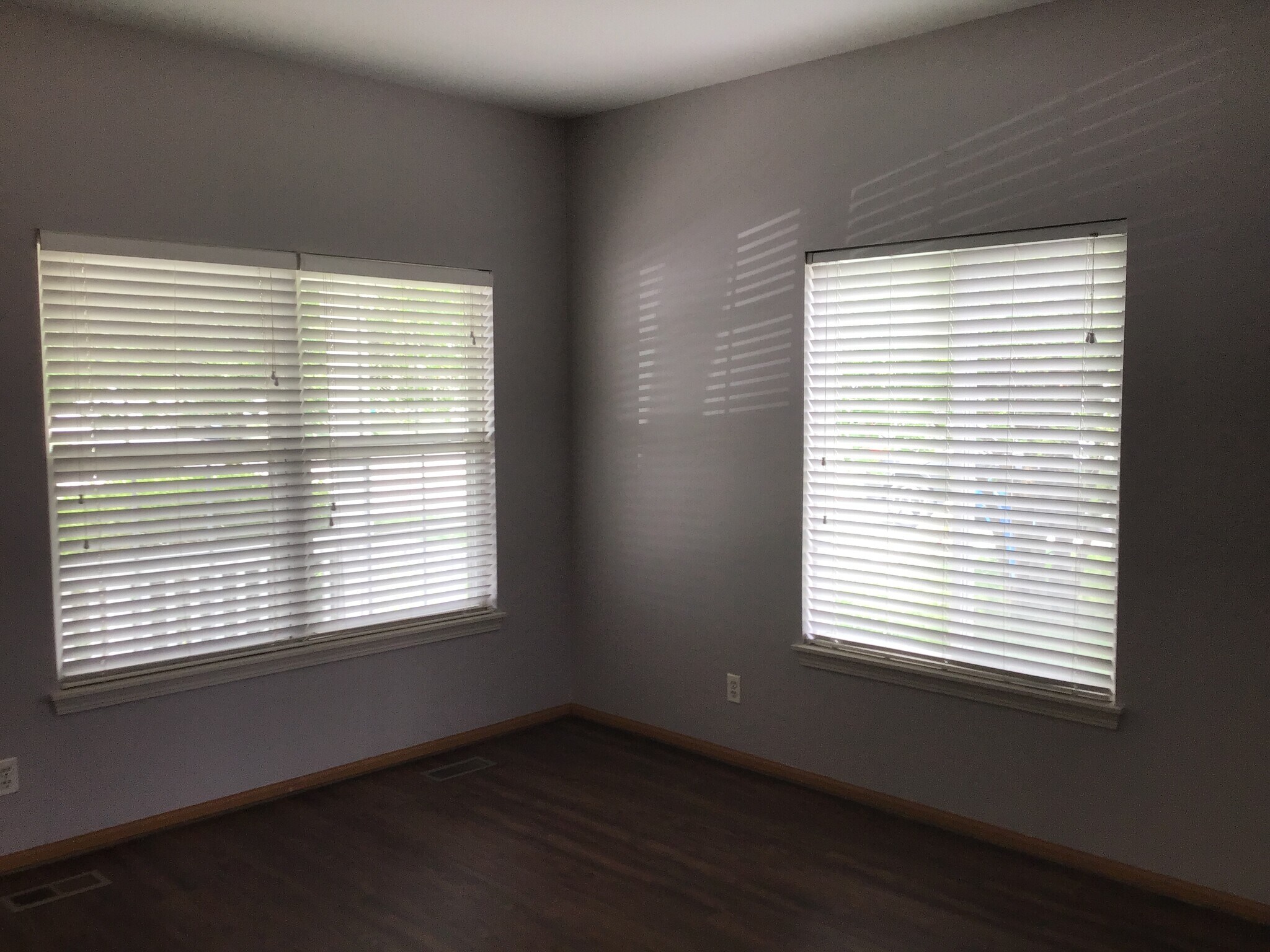 Building Photo - 21343 Earhart Ct