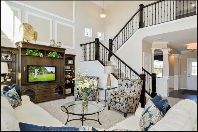Building Photo - 899 Ventura Dr