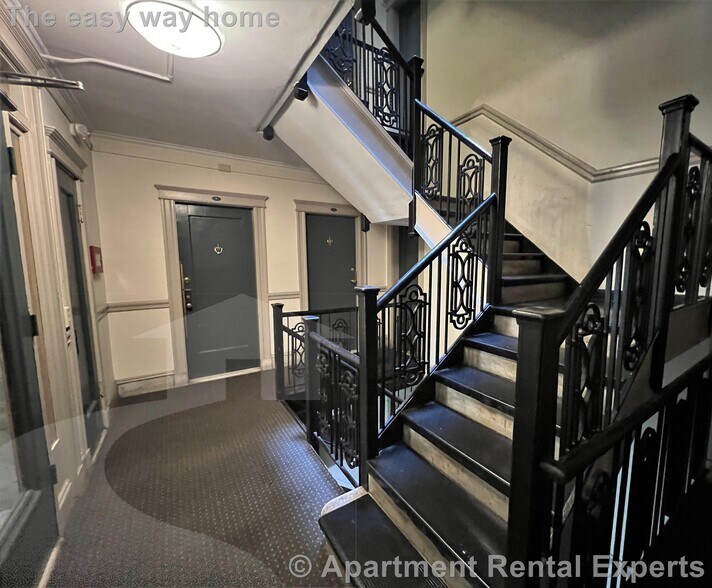 Building Photo - 852 Massachusetts Ave