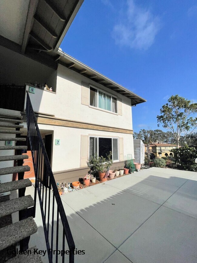 Building Photo - 2168 Via Camino Verde