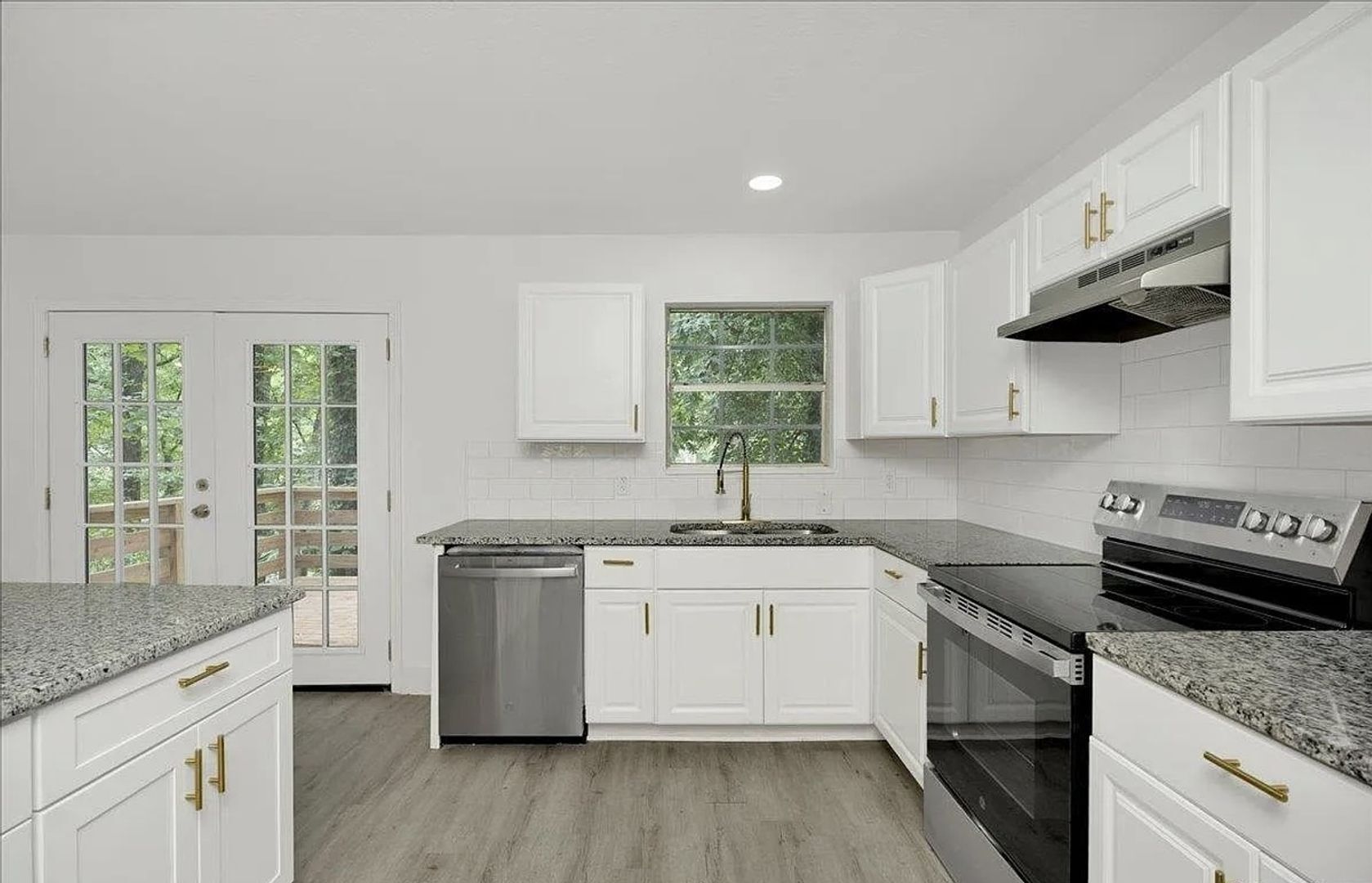 Building Photo - 5188 Goldmar Dr