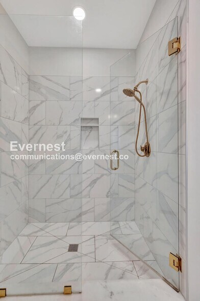 Building Photo - 1258 1st Ave S