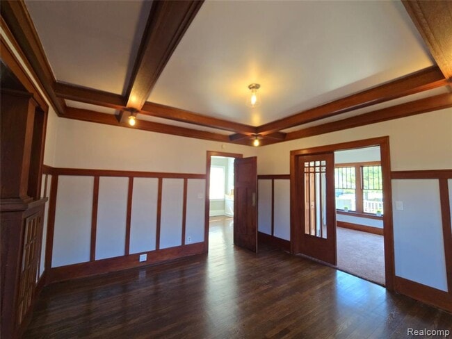 Building Photo - 26850 Seven Mile W