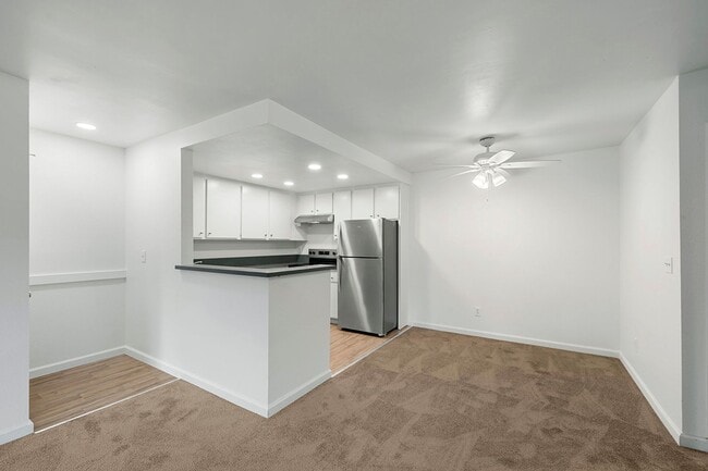 Building Photo - Mission Valley 1 BR/1 BA Condominium at Ra...