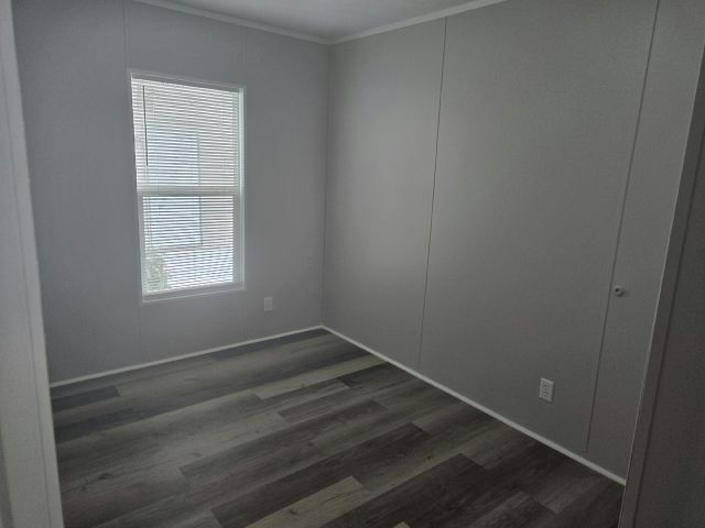 Building Photo - 7071 Greenbrier Village Dr