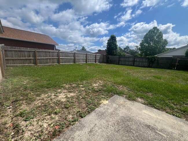 Building Photo - 275 Limestone Cir