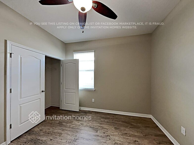 Building Photo - 11604 Warren Oaks Pl