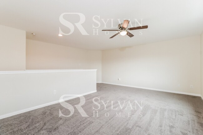 Building Photo - At Last, This Is What You Have Been Searching For!