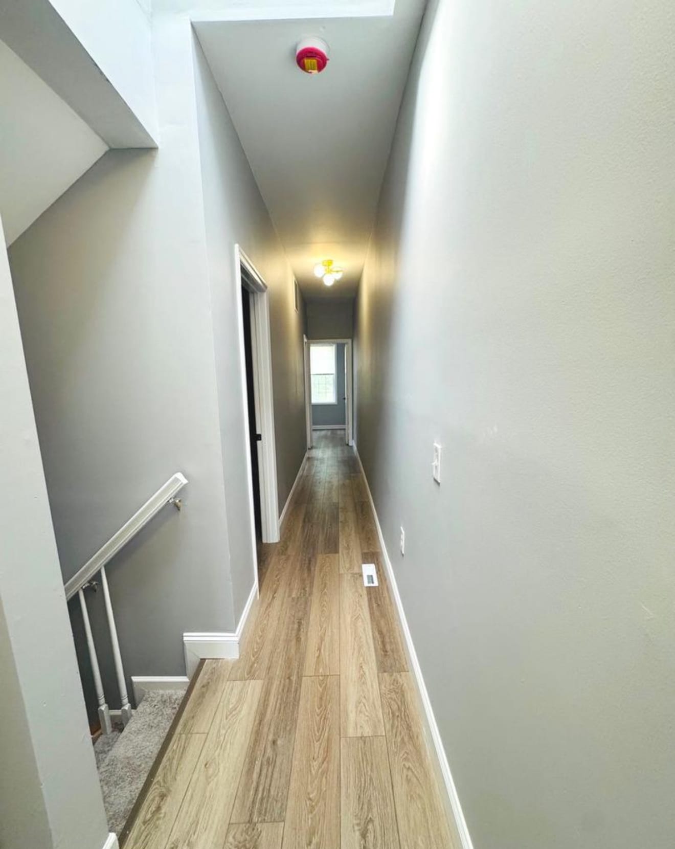 Upstairs Hallway - 1402 W Saratoga St
