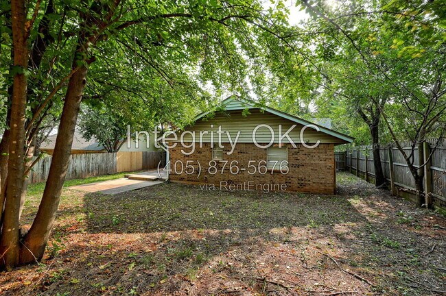 Building Photo - 5233 Coble St