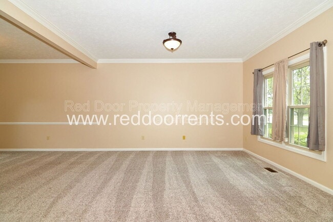 Building Photo - 12854 S Fleetwood Dr