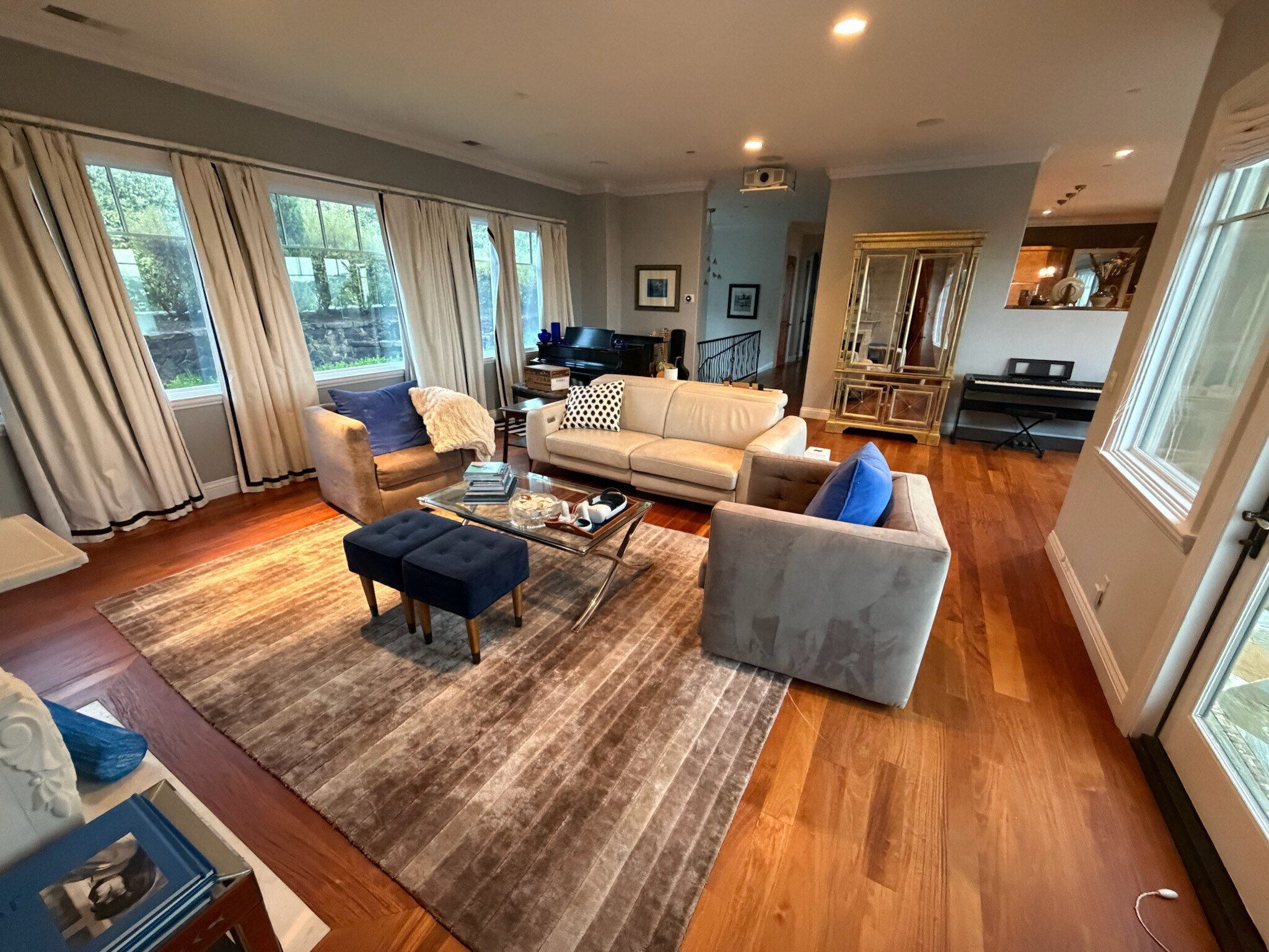 Theater/family room: 3-D Virtual Reality headset with games. Closet full of board games. - 115 Inez Pl