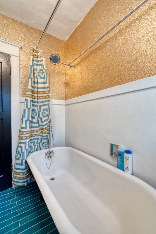 Building Photo - 2215 SE Powell Blvd