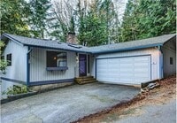 Building Photo - Two Stories of Comfort and Charm in Sudden Valley - Don't miss this 3bd/2b!!