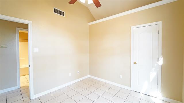 Building Photo - 306 Cherry St