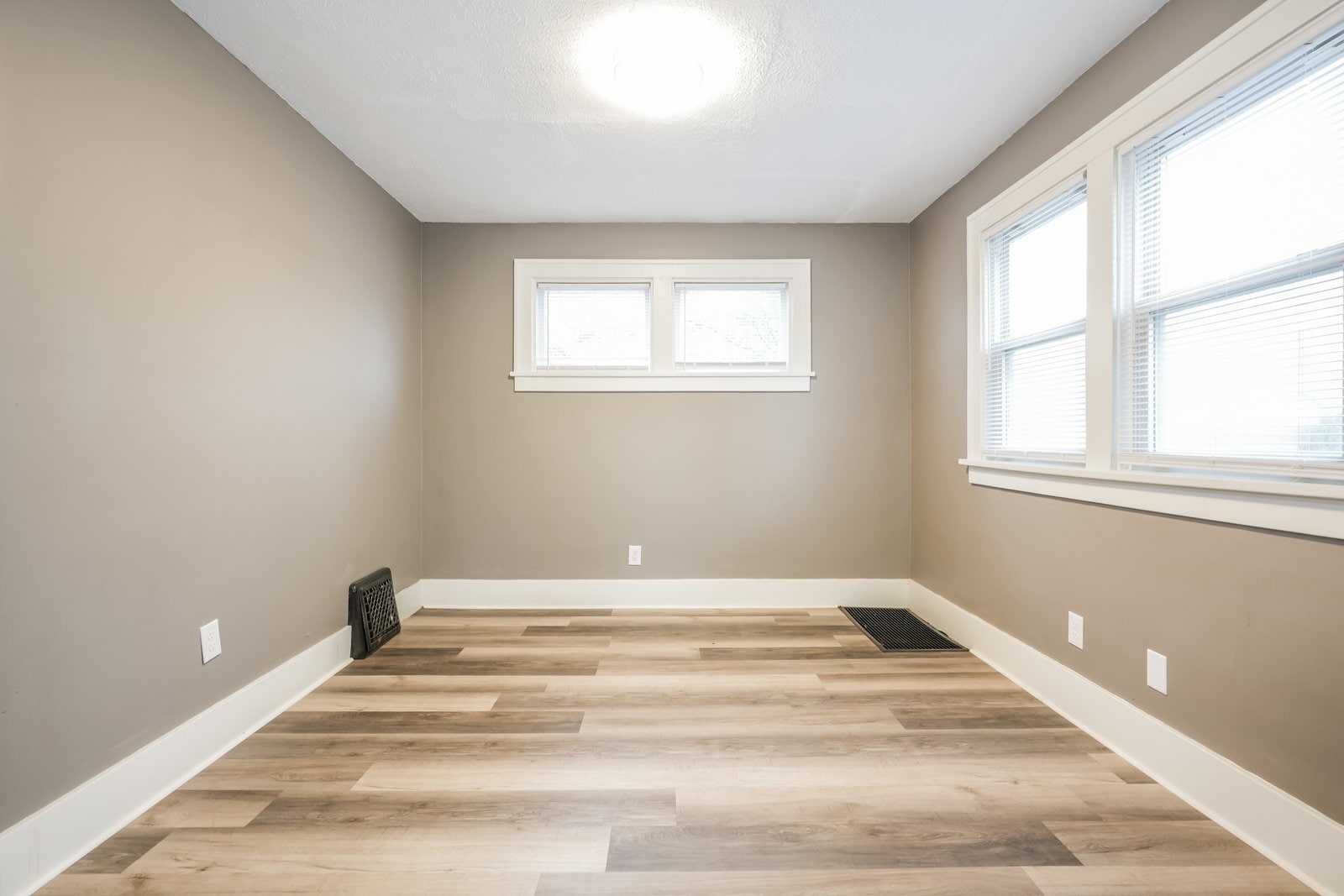 Building Photo - 1712 E Bowman St