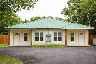 Building Photo - 609 Martin Luther King Blvd