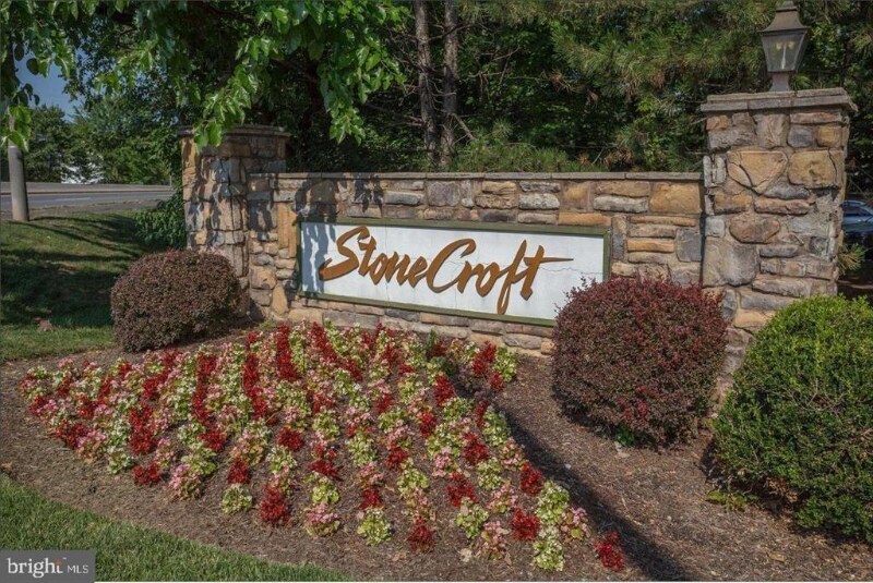 Building Photo - 13058 Autumn Woods Way