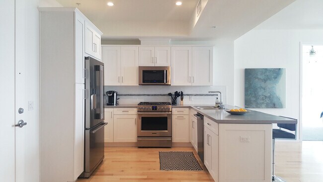 Interior Photo - 738 S Ogden Dr