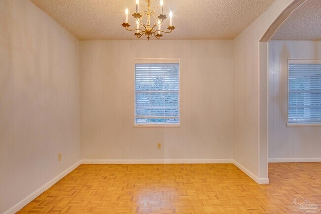 Building Photo - 1400 N D St